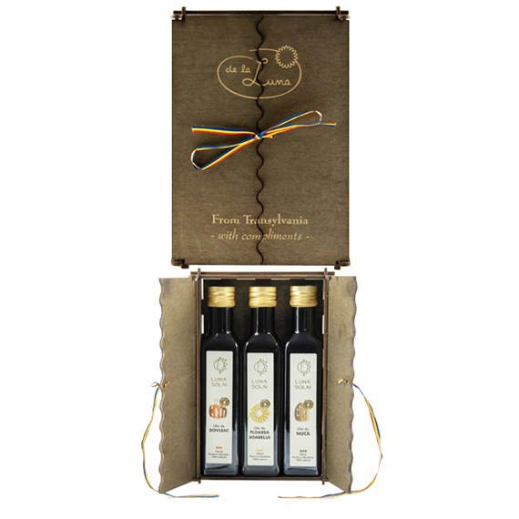 Cutie mare "De la Luna", 3 sticle la 250ml